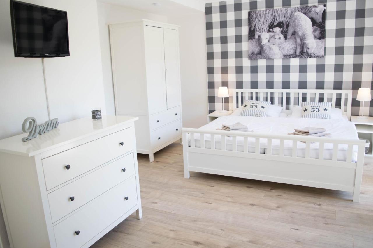 Nordic Im Deichhaus Apartment Хузум Екстериор снимка