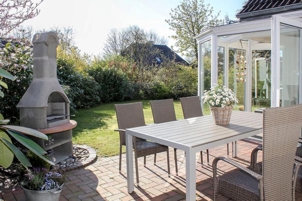 Nordic Im Deichhaus Apartment Хузум Екстериор снимка